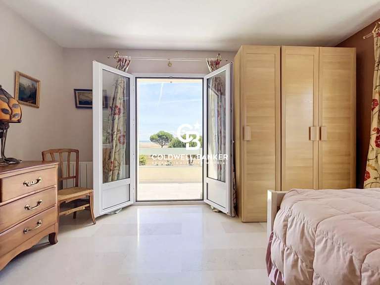 House Saint-Georges-d'Oléron - 2 bedrooms - 163m²