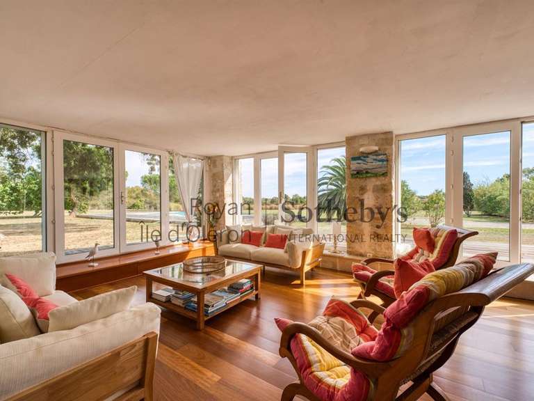 Maison Saint-Georges-d'Oléron - 5 chambres - 240m²