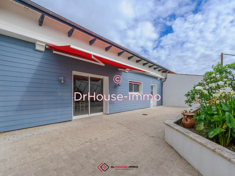 Villa Saint-Georges-d'Oléron - 4 chambres - 195m²