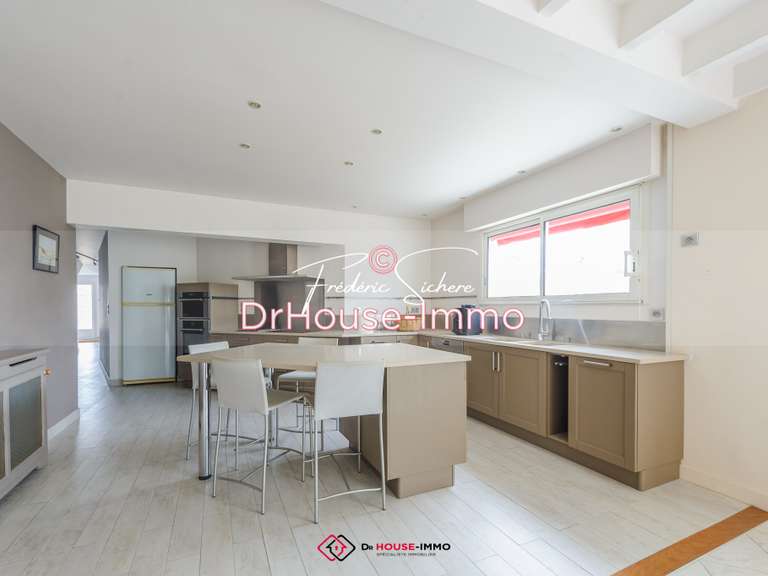 Villa Saint-Georges-d'Oléron - 4 chambres - 195m²