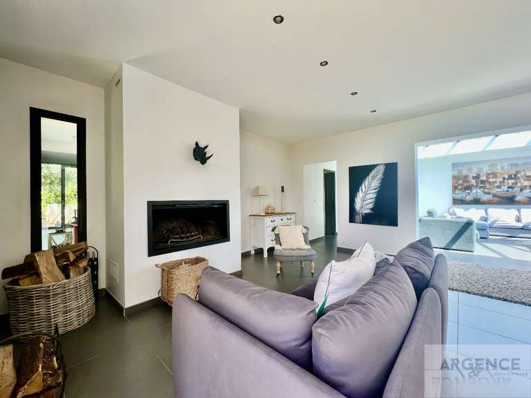 Maison Saint-Georges-d'Orques - 5 chambres - 254m²