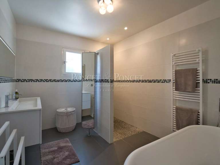 Maison Saint-Georges-d'Orques - 5 chambres - 254m²