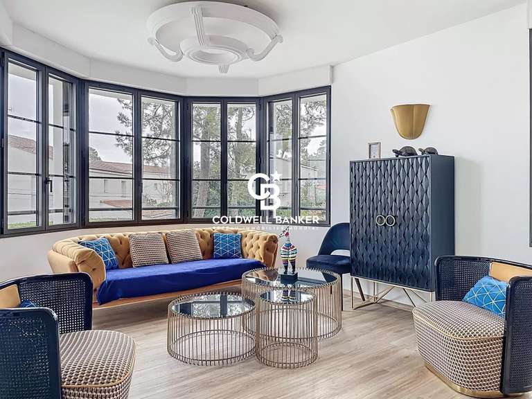 Hôtel particulier avec Vue sur mer Saint-Georges-de-Didonne - 300m²