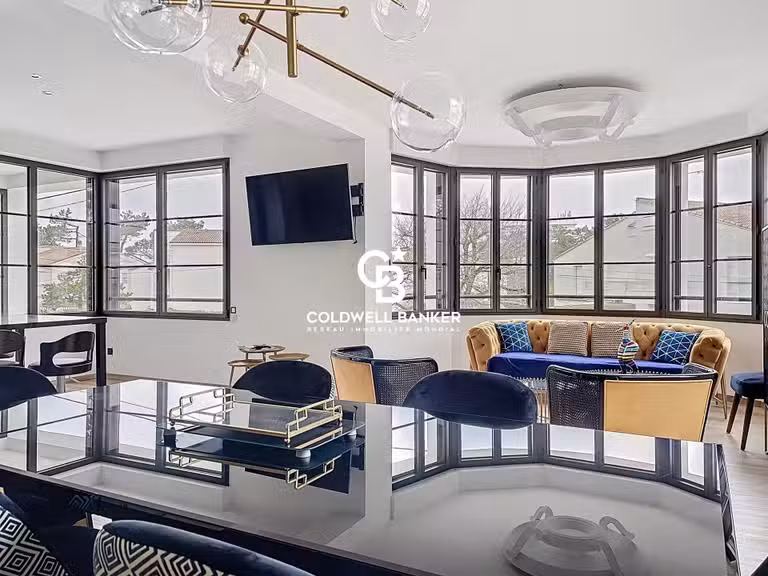 Hôtel particulier avec Vue sur mer Saint-Georges-de-Didonne - 300m²