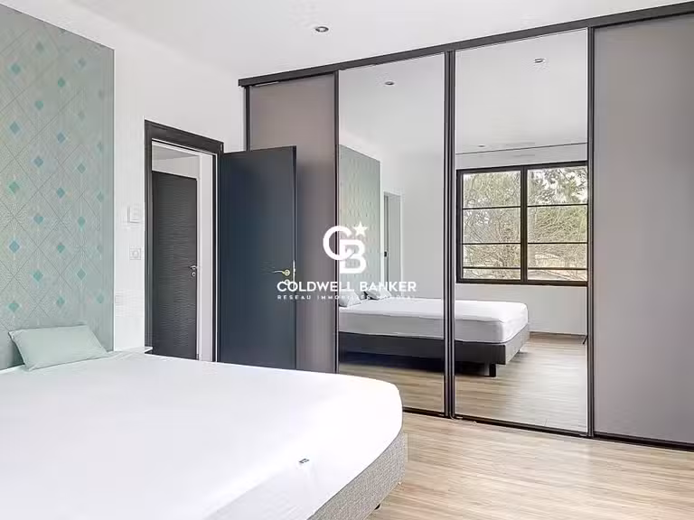 Hôtel particulier avec Vue sur mer Saint-Georges-de-Didonne - 300m²