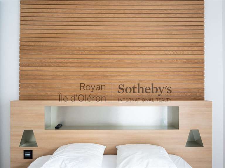 Maison Saint-Georges-de-Didonne - 4 chambres - 220m²