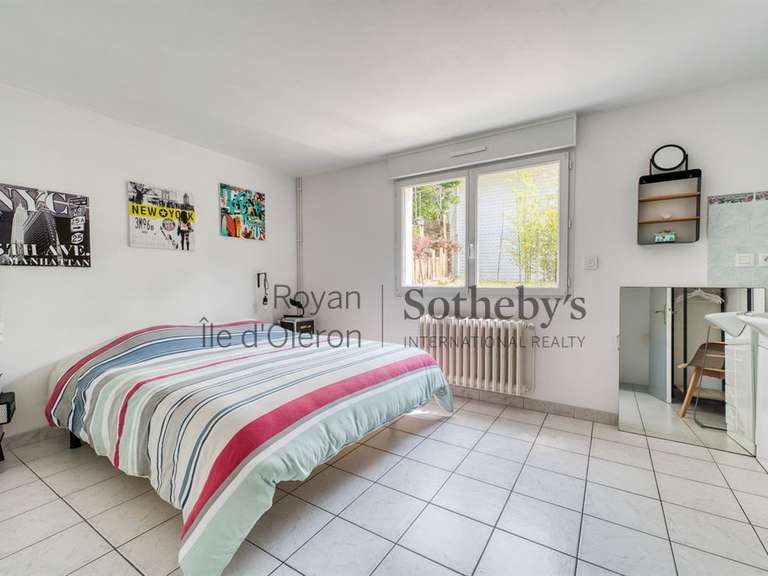 Maison Saint-Georges-de-Didonne - 6 chambres - 220m²