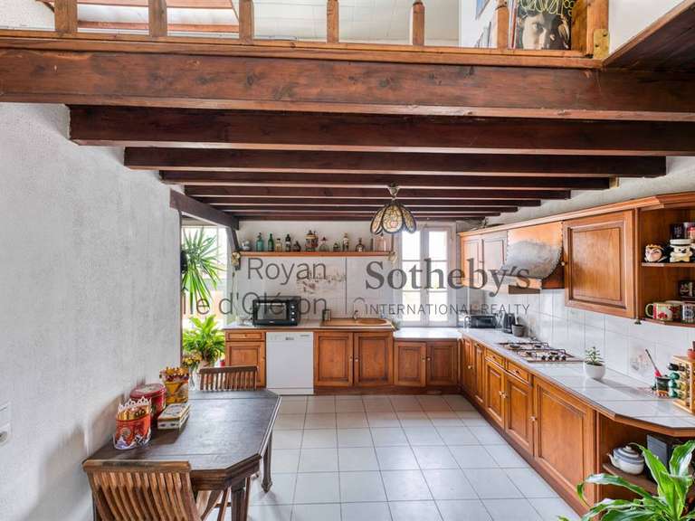 Maison Saint-Georges-de-Didonne - 4 chambres - 158m²