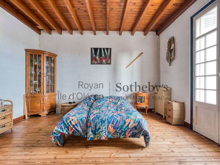 Maison Saint-Georges-de-Didonne - 4 chambres - 158m²