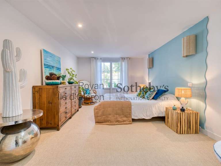 Maison Saint-Georges-de-Didonne - 5 chambres - 261m²