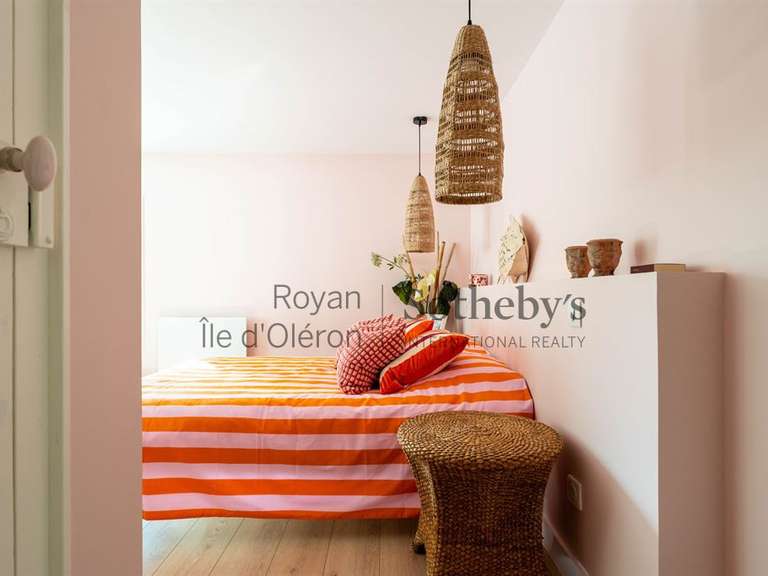 Maison Saint-Georges-de-Didonne - 5 chambres - 261m²