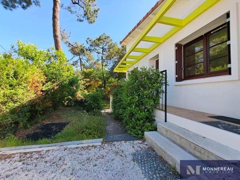 Maison Saint-Georges-de-Didonne - 4 chambres - 162m²