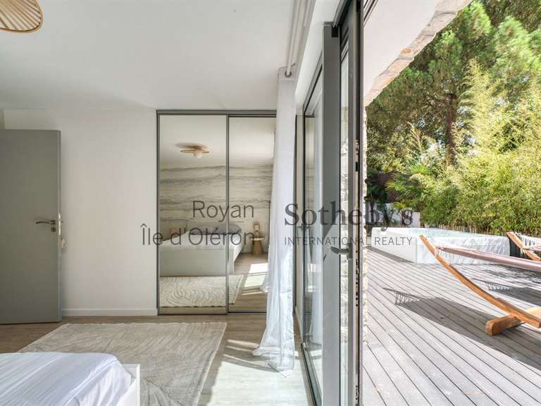Maison Saint-Georges-de-Didonne - 5 chambres - 233m²