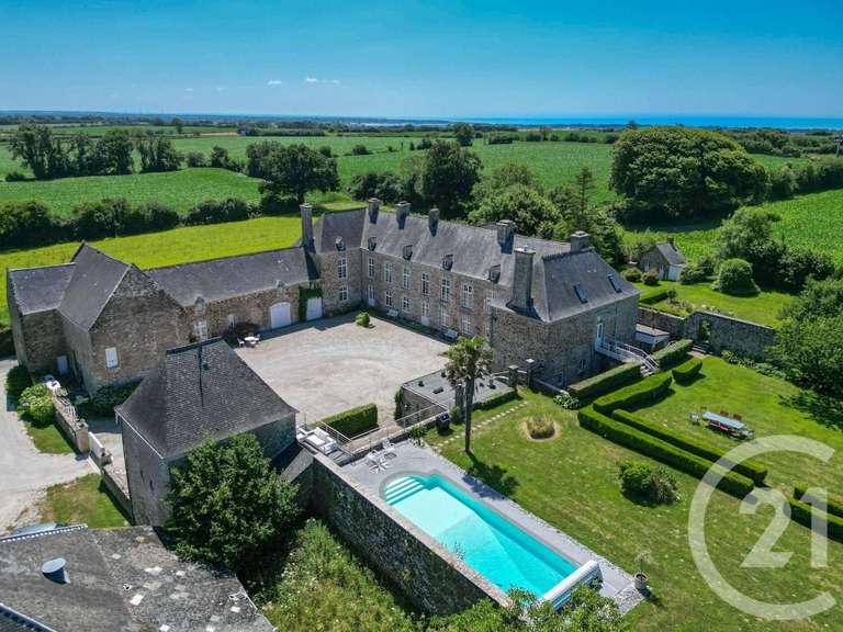 Château Saint-Georges-de-la-Rivière - 11 chambres