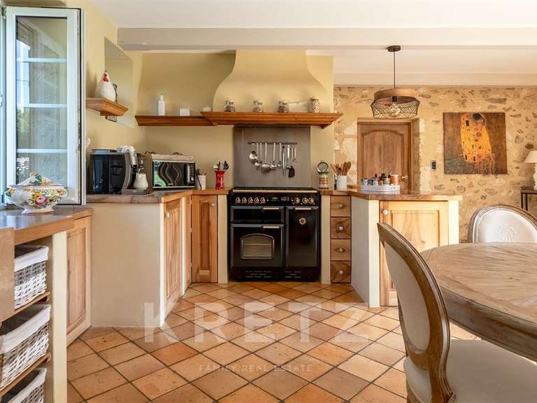 Maison Saint-Georges-de-Montclard - 5 chambres - 350m²