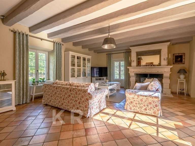 Maison Saint-Georges-de-Montclard - 5 chambres - 350m²