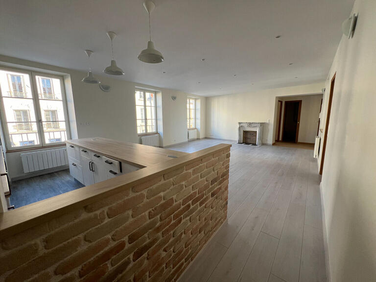 Sale Apartment Saint-Germain-en-Laye - 3 bedrooms
