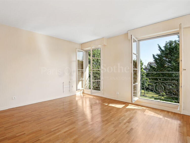 Apartment Saint-Germain-en-Laye - 2 bedrooms - 99m²