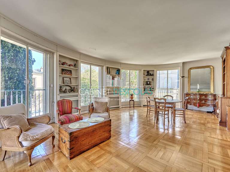 Appartement Saint-Germain-en-Laye - 2 chambres - 83m²