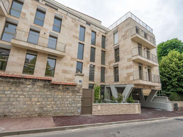 Appartement Saint-Germain-en-Laye - 3 chambres - 92m²