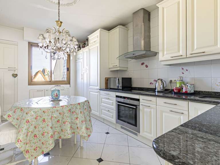 Appartement Saint-Germain-en-Laye - 4 chambres - 150m²