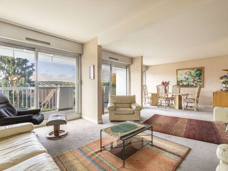 Apartment Saint-Germain-en-Laye - 4 bedrooms - 130m²
