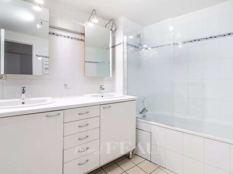 Appartement Saint-Germain-en-Laye - 5 chambres - 142m²