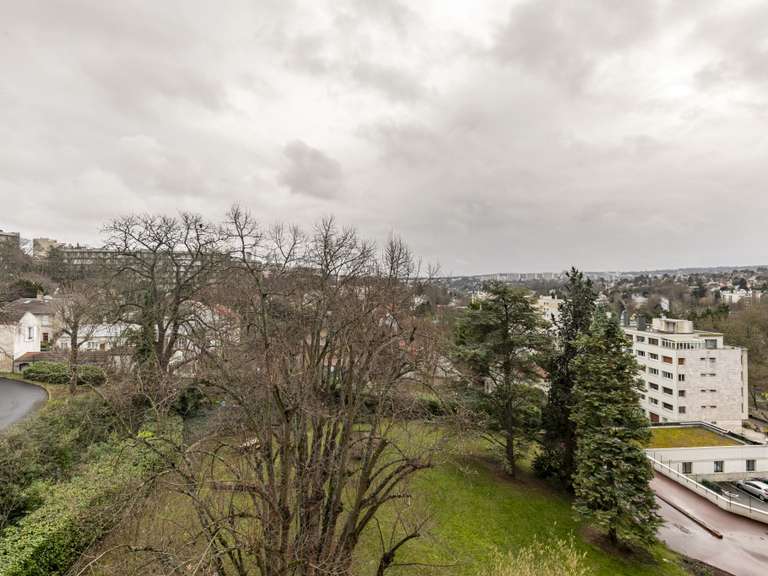 Apartment Saint-Germain-en-Laye - 3 bedrooms - 105m²