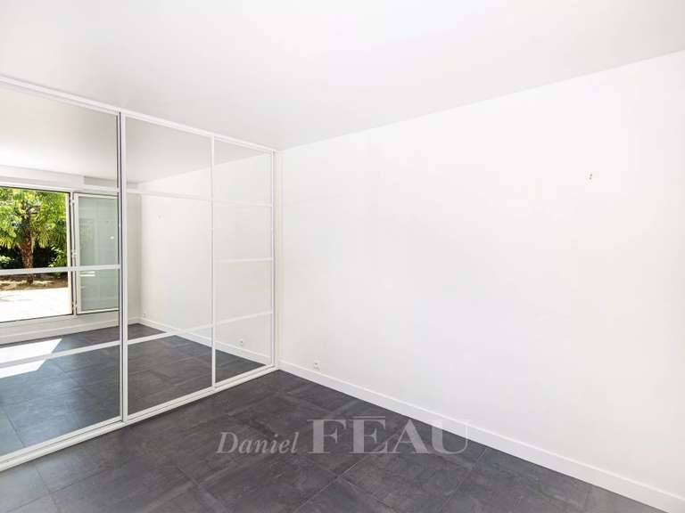 Appartement Saint-Germain-en-Laye - 2 chambres - 79m²