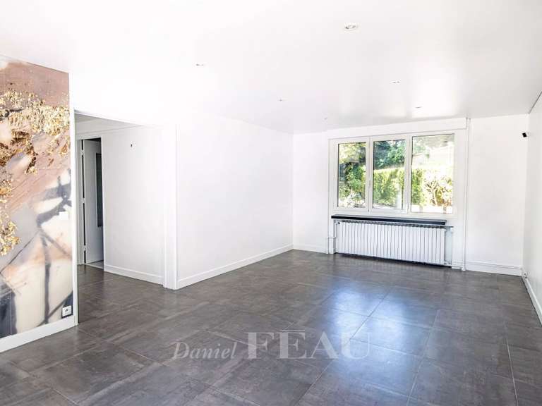 Appartement Saint-Germain-en-Laye - 2 chambres - 79m²