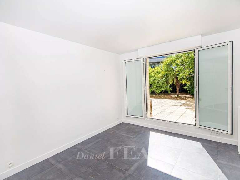 Appartement Saint-Germain-en-Laye - 2 chambres - 79m²