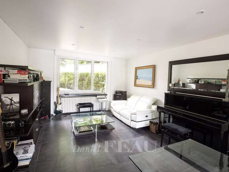 Appartement Saint-Germain-en-Laye - 2 chambres - 79m²