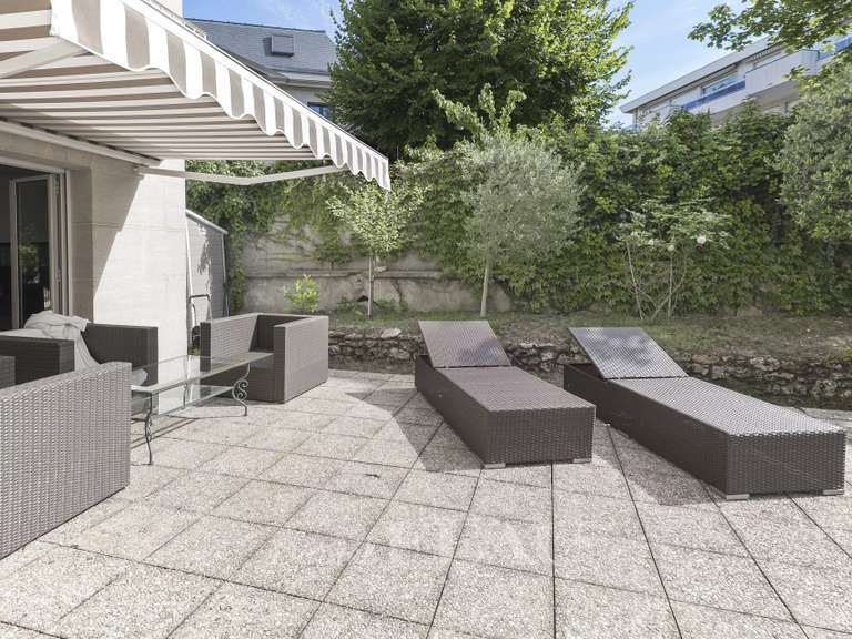 Appartement Saint-Germain-en-Laye - 2 chambres - 79m²