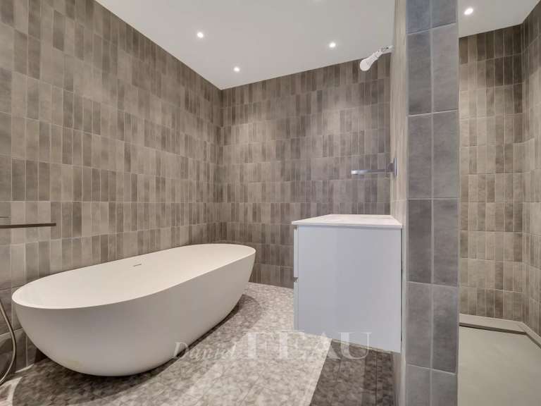 Appartement Saint-Germain-en-Laye - 2 chambres - 98m²