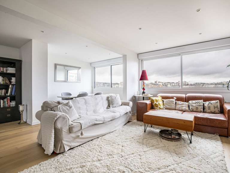 Apartment Saint-Germain-en-Laye - 3 bedrooms - 105m²