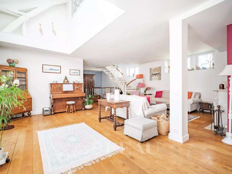 Appartement Saint-Germain-en-Laye - 3 chambres - 199m²