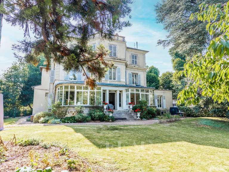 Appartement Saint-Germain-en-Laye - 4 chambres - 195m²