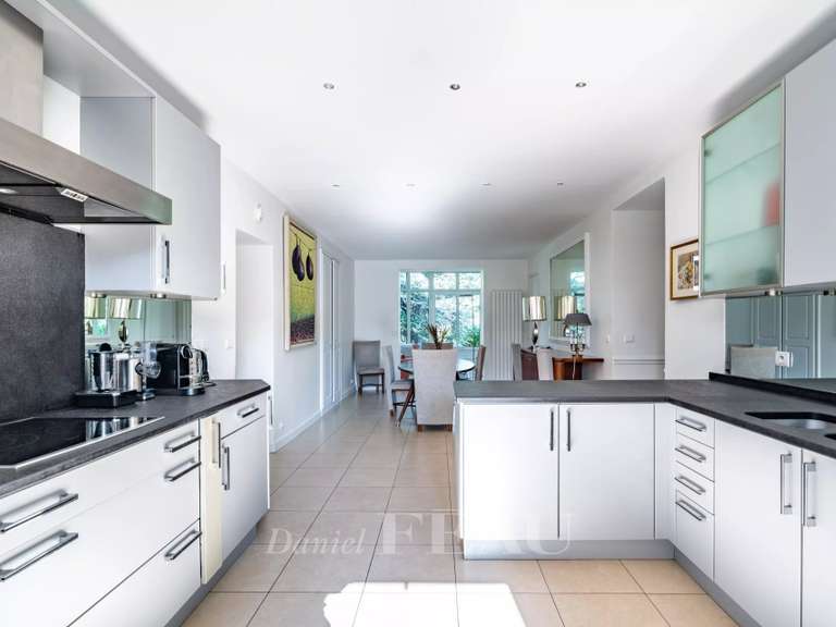 Appartement Saint-Germain-en-Laye - 4 chambres - 195m²