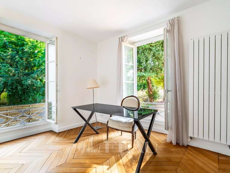 Appartement Saint-Germain-en-Laye - 4 chambres - 195m²