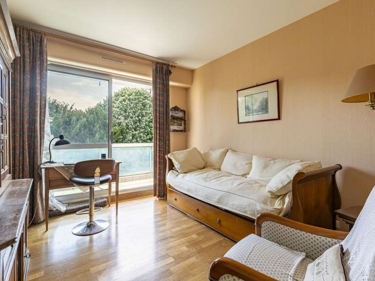 Appartement Saint-Germain-en-Laye - 3 chambres - 103m²