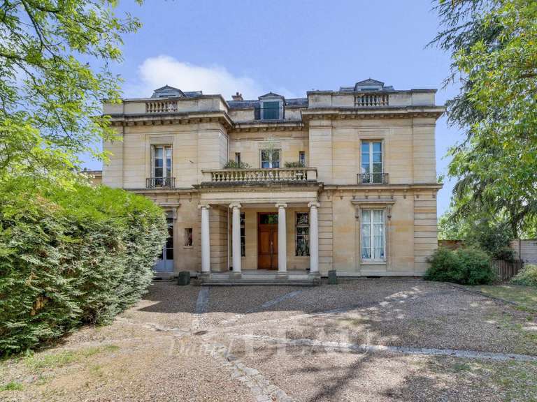 Appartement Saint-Germain-en-Laye - 2 chambres - 106m²
