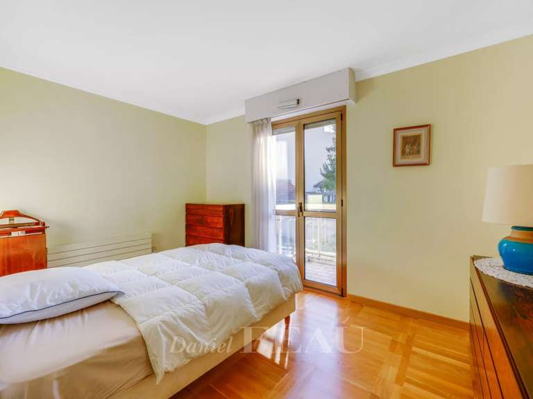 Appartement Saint-Germain-en-Laye - 1 chambre - 94m²