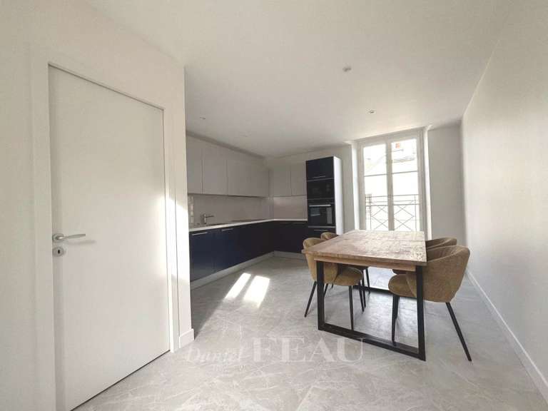 Appartement Saint-Germain-en-Laye - 3 chambres - 101m²
