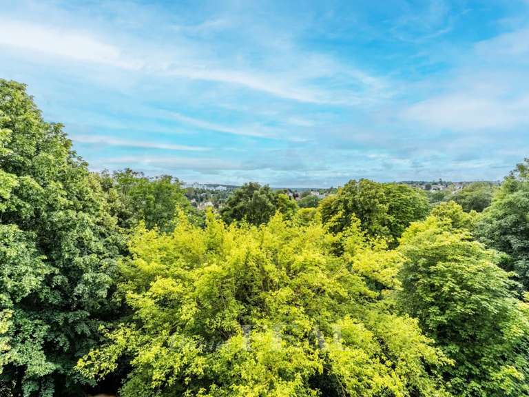 Appartement Saint-Germain-en-Laye - 4 chambres - 138m²