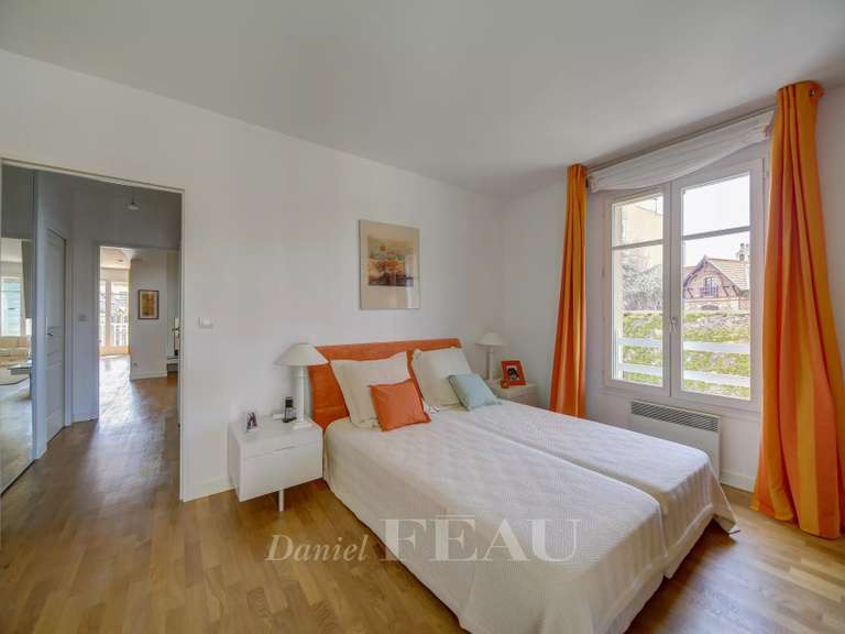 Appartement Saint-Germain-en-Laye - 3 chambres - 216m²