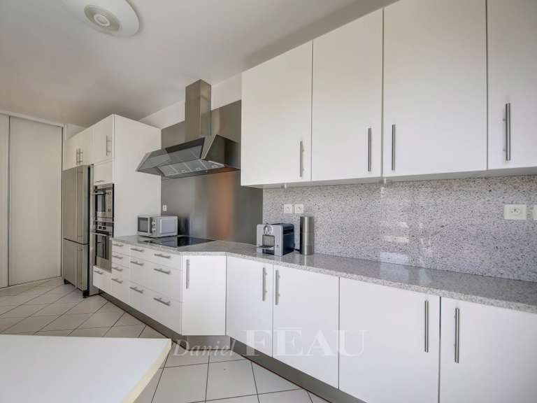 Appartement Saint-Germain-en-Laye - 3 chambres - 216m²