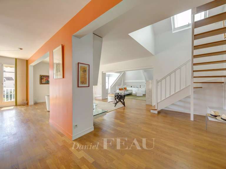 Appartement Saint-Germain-en-Laye - 3 chambres - 216m²