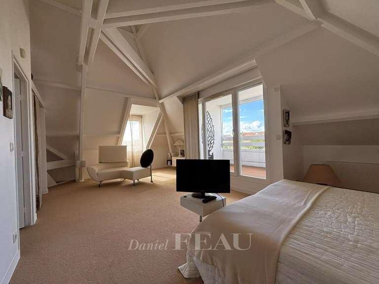 Appartement Saint-Germain-en-Laye - 3 chambres - 202m²