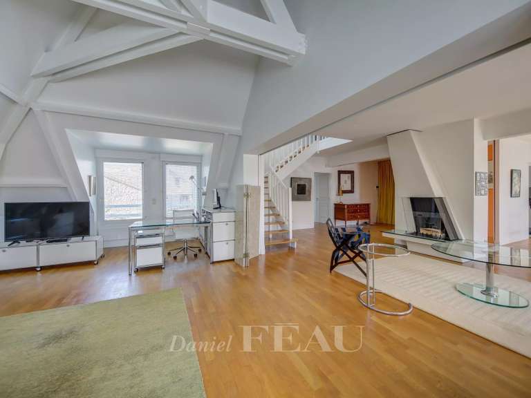 Appartement Saint-Germain-en-Laye - 3 chambres - 216m²