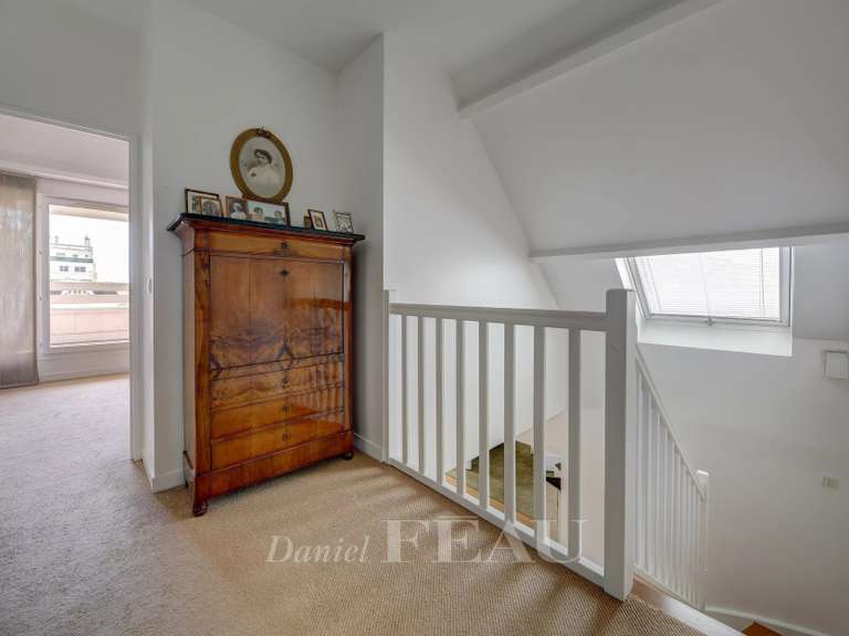 Appartement Saint-Germain-en-Laye - 3 chambres - 216m²